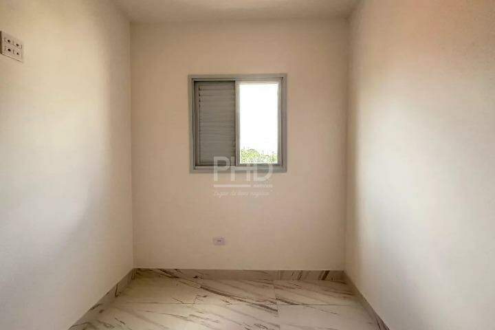 Apartamento para alugar com 2 quartos, 110m² - Foto 18