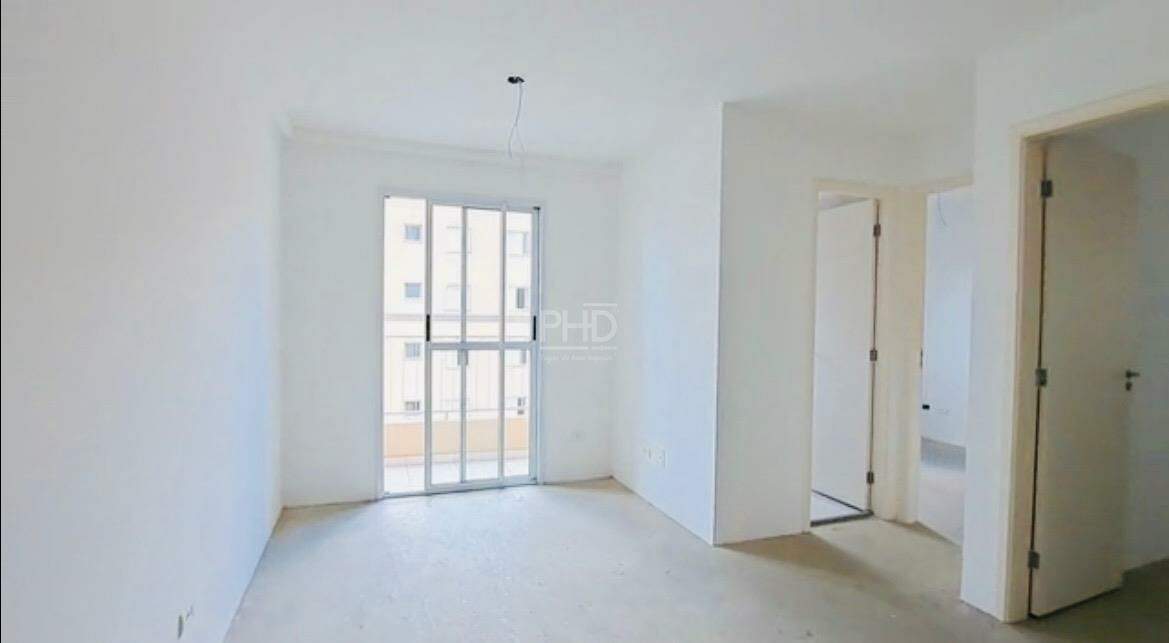 Apartamento à venda com 2 quartos, 46m² - Foto 2