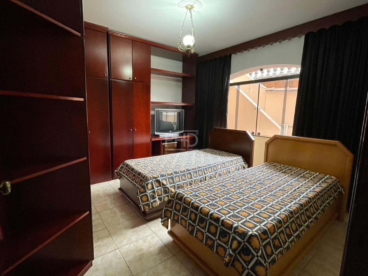 Casa, 4 quartos, 264 m² - Foto 11