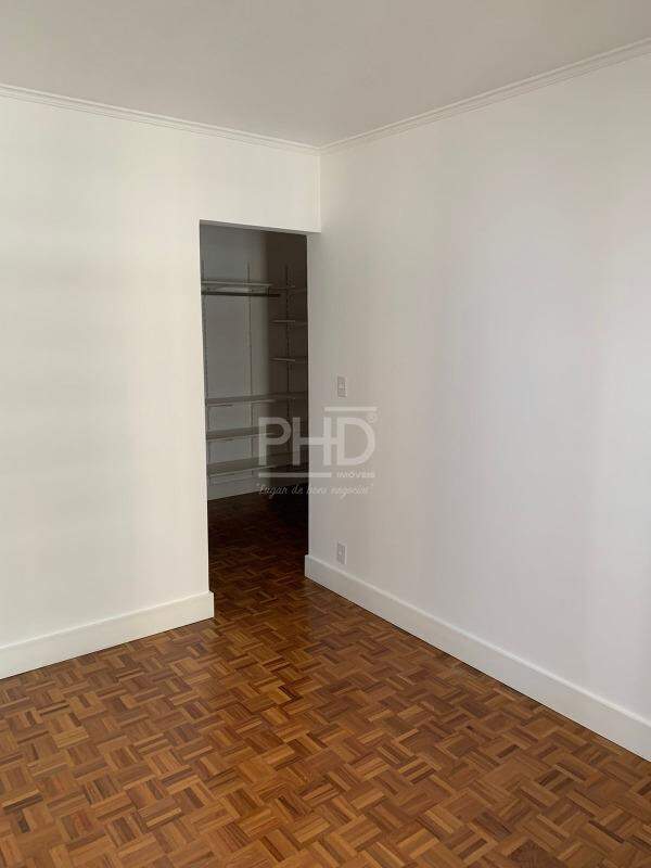 Apartamento à venda com 3 quartos, 128m² - Foto 5