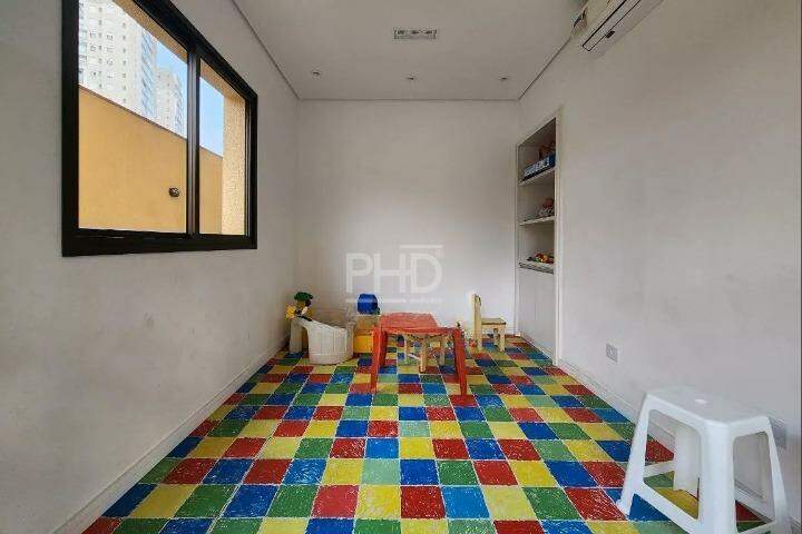 Apartamento à venda com 3 quartos, 128m² - Foto 24