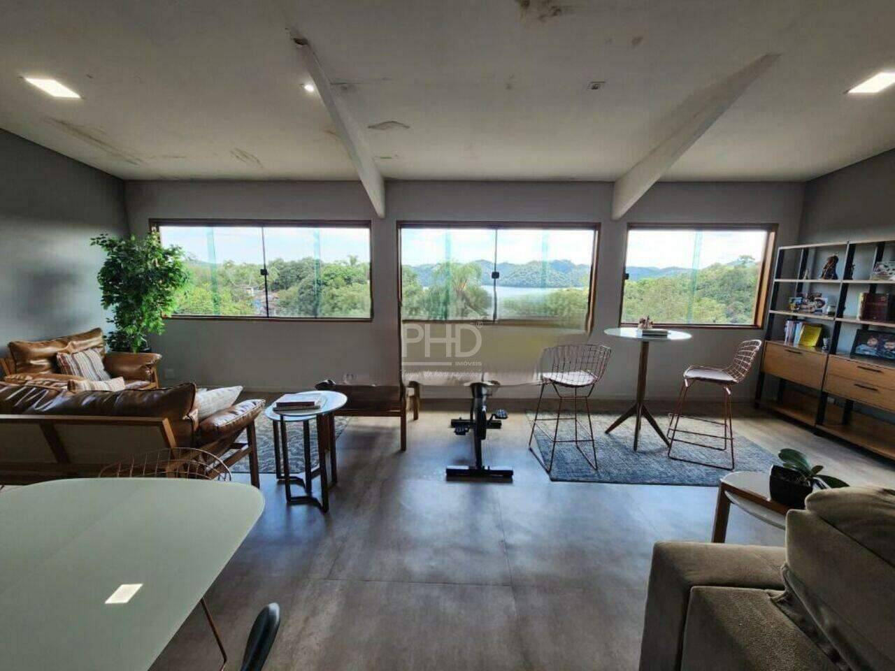 Sobrado à venda com 4 quartos, 500m² - Foto 3