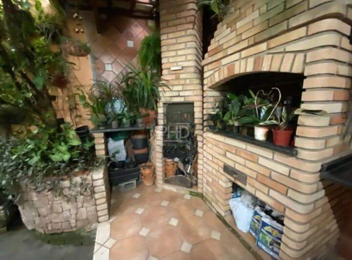 Casa de Condomínio à venda com 3 quartos, 210m² - Foto 16