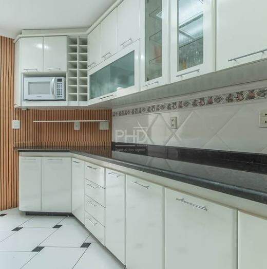 Casa de Condomínio à venda com 3 quartos, 210m² - Foto 7