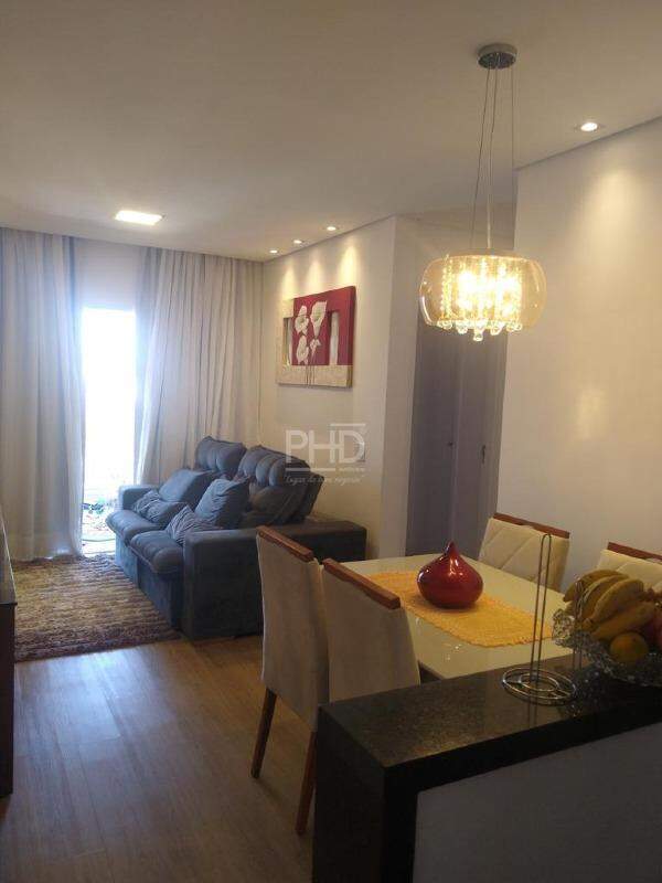 Apartamento à venda com 2 quartos, 64m² - Foto 1