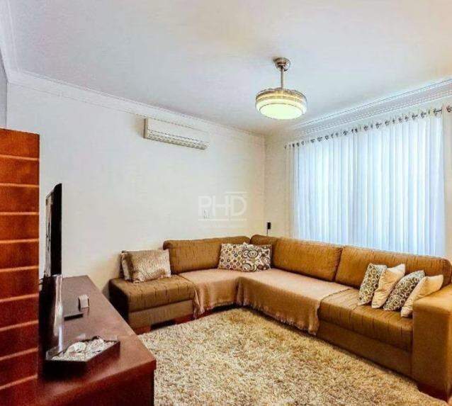 Casa, 3 quartos, 251 m² - Foto 2