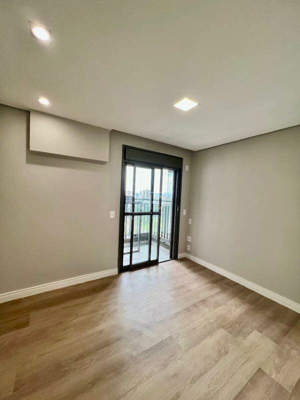 Apartamento à venda com 3 quartos, 123m² - Foto 17