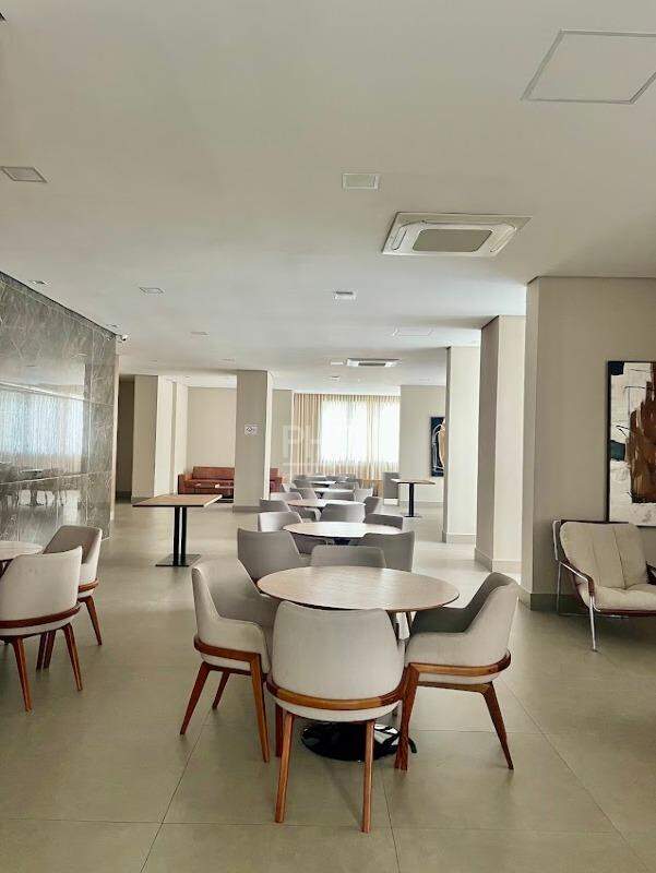Apartamento à venda com 3 quartos, 123m² - Foto 34