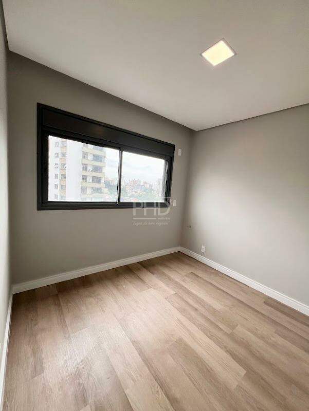 Apartamento à venda com 3 quartos, 123m² - Foto 13