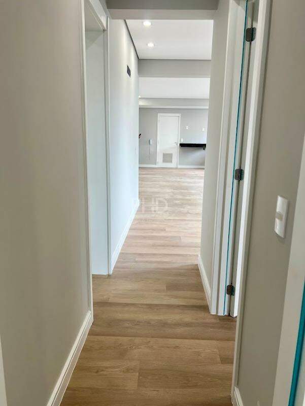Apartamento à venda com 3 quartos, 123m² - Foto 10