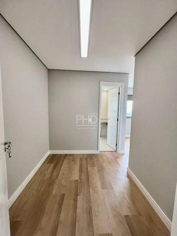 Apartamento à venda com 3 quartos, 123m² - Foto 14