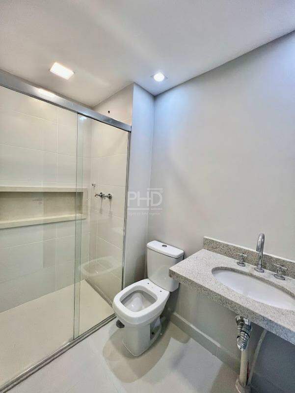 Apartamento à venda com 3 quartos, 123m² - Foto 22