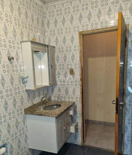 Sobrado à venda com 2 quartos, 236m² - Foto 8