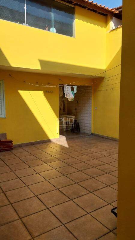 Sobrado à venda com 2 quartos, 236m² - Foto 12