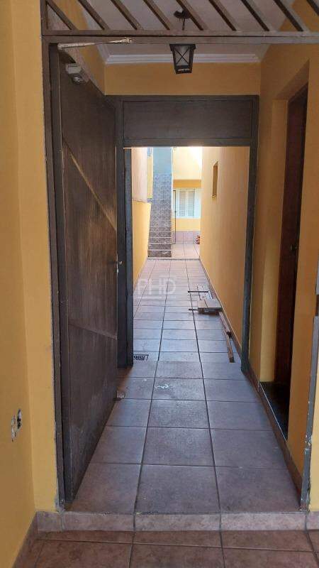 Sobrado à venda com 2 quartos, 236m² - Foto 18