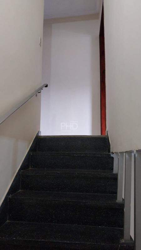 Sobrado à venda com 2 quartos, 236m² - Foto 5
