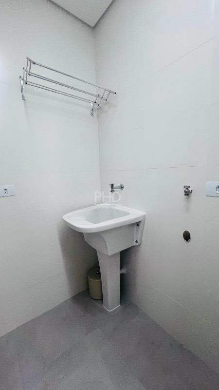 Apartamento para alugar com 2 quartos, 63m² - Foto 16