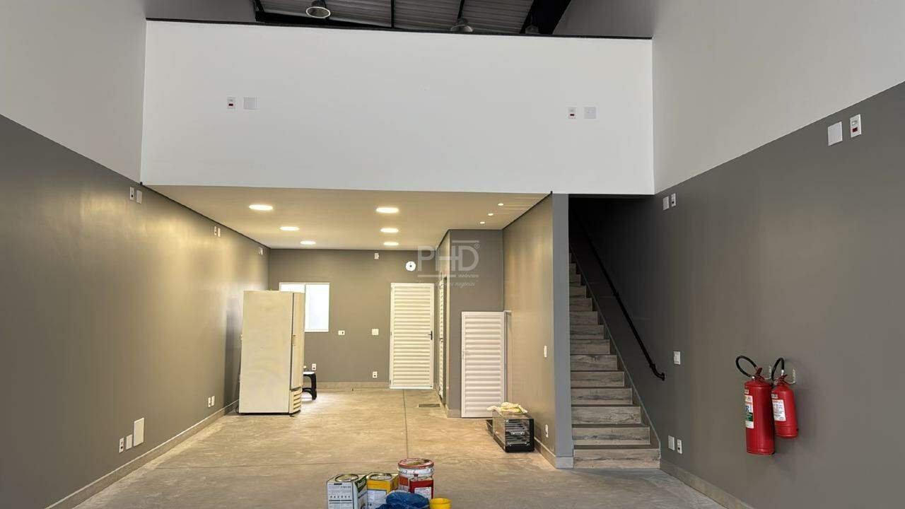 Depósito-Galpão-Armazém para alugar, 170m² - Foto 1