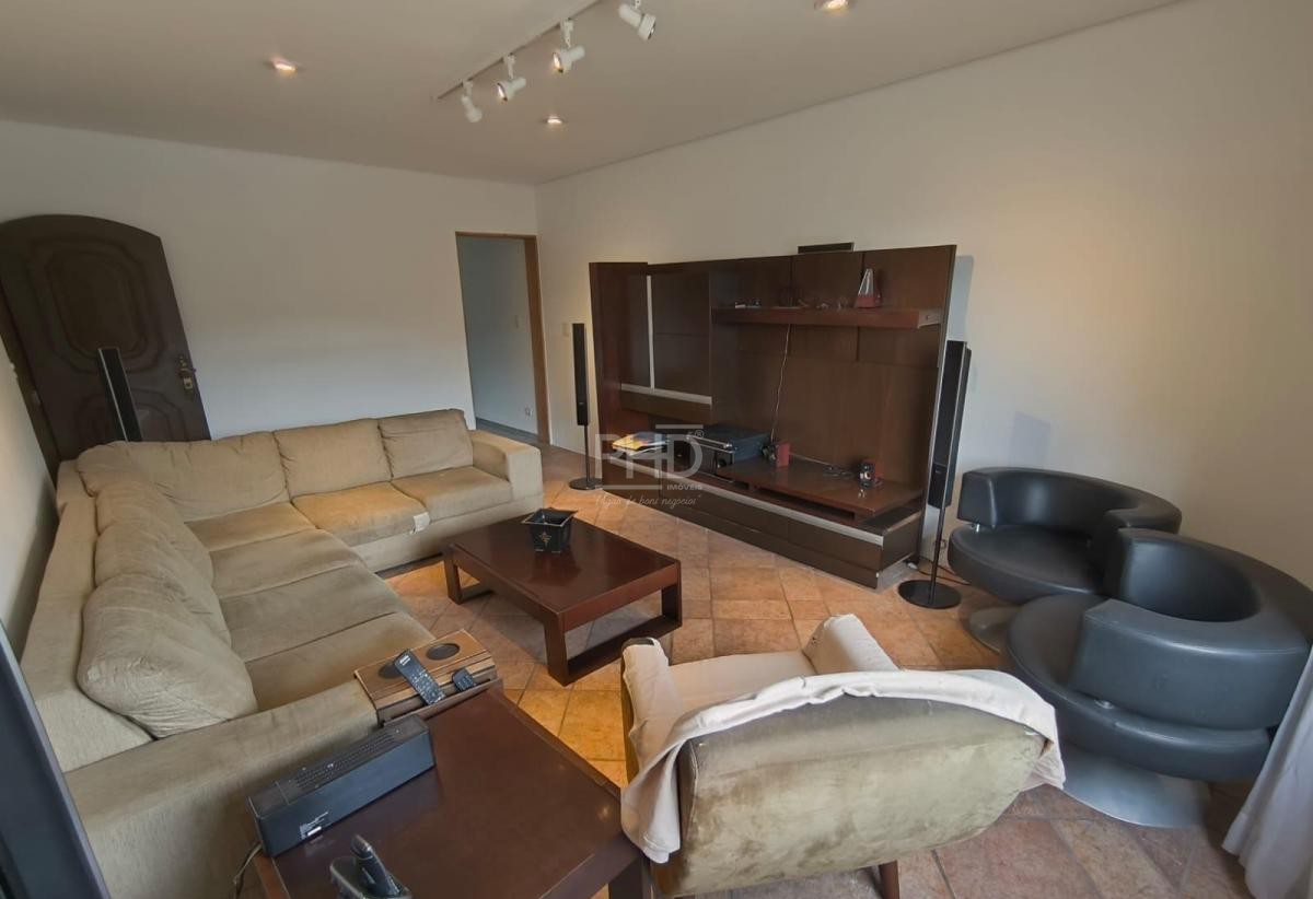 Sobrado, 6 quartos, 235 m² - Foto 3