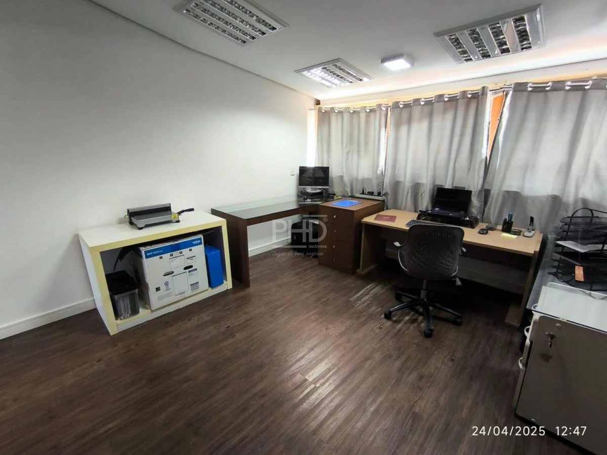 Sobrado, 6 quartos, 235 m² - Foto 17