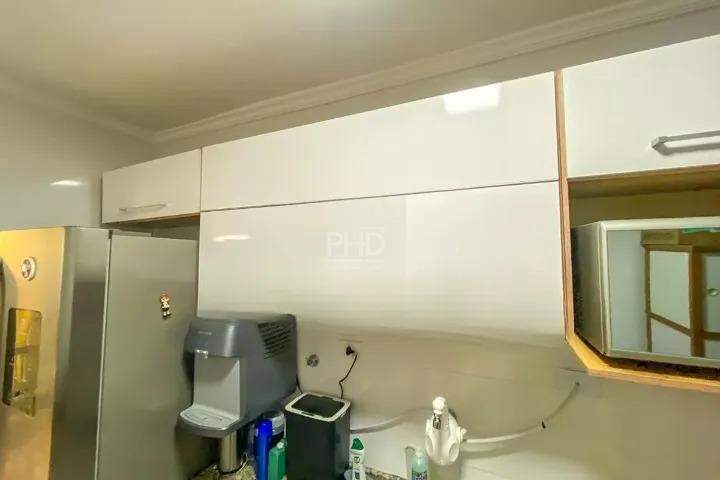 Casa para alugar com 3 quartos, 198m² - Foto 8
