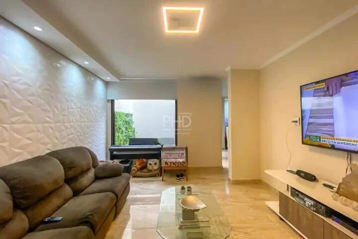 Casa para alugar com 3 quartos, 198m² - Foto 13