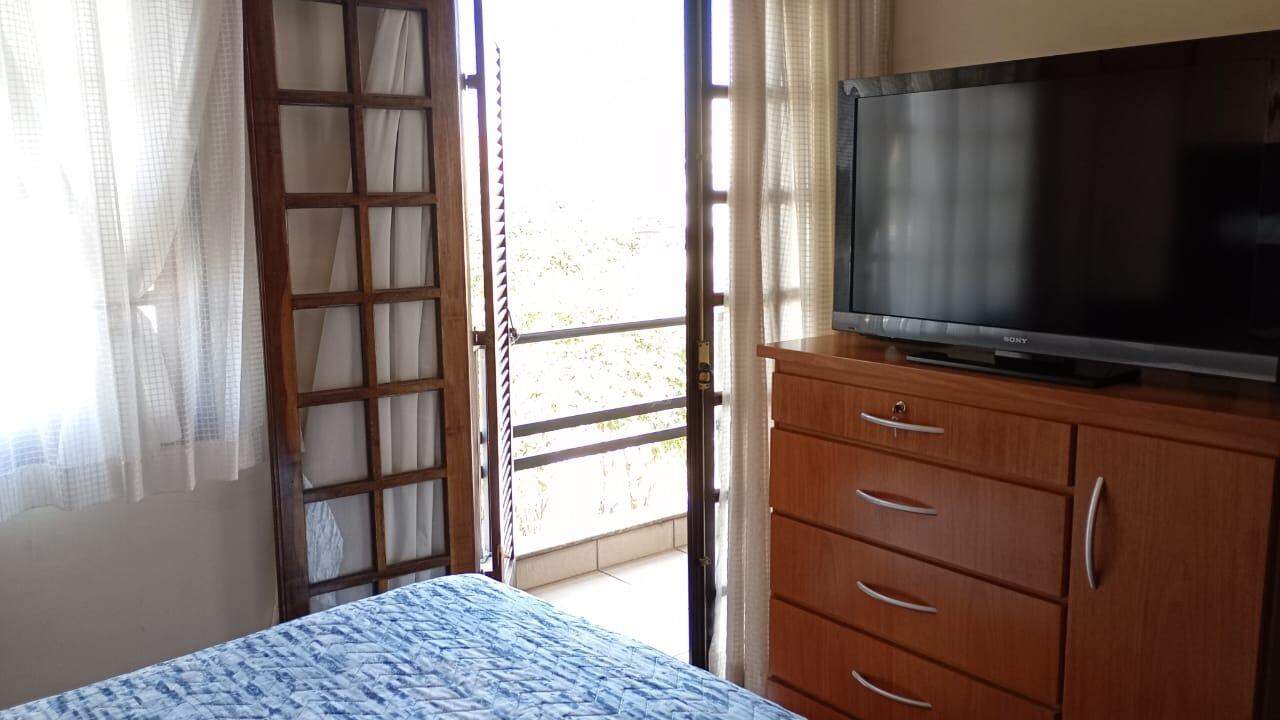 Sobrado à venda com 4 quartos, 252m² - Foto 6