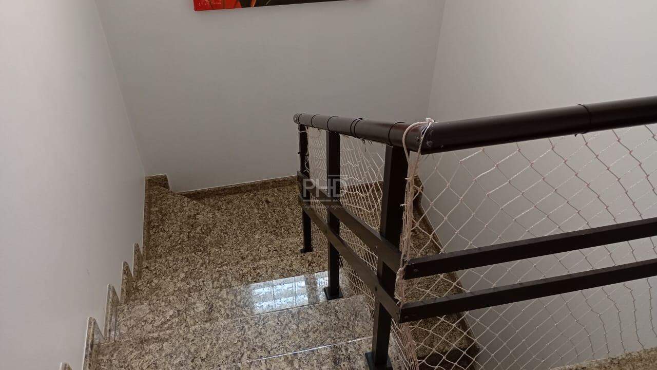 Sobrado à venda com 4 quartos, 252m² - Foto 37