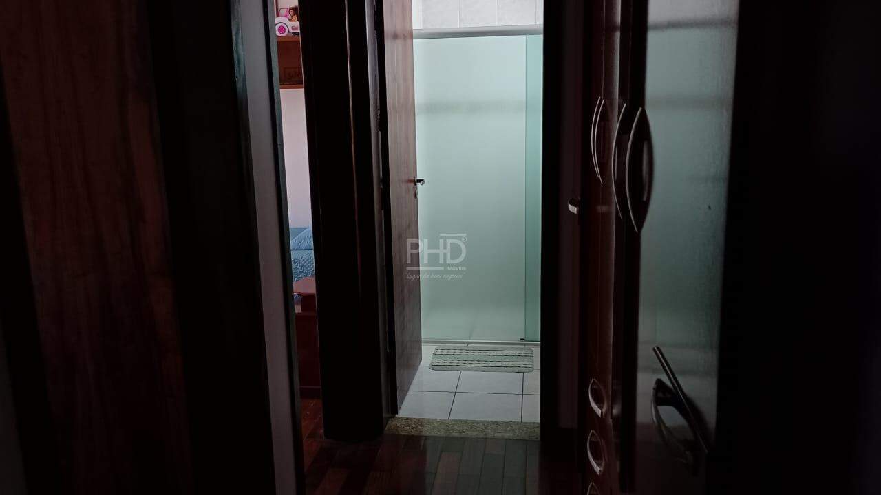 Sobrado à venda com 4 quartos, 252m² - Foto 16