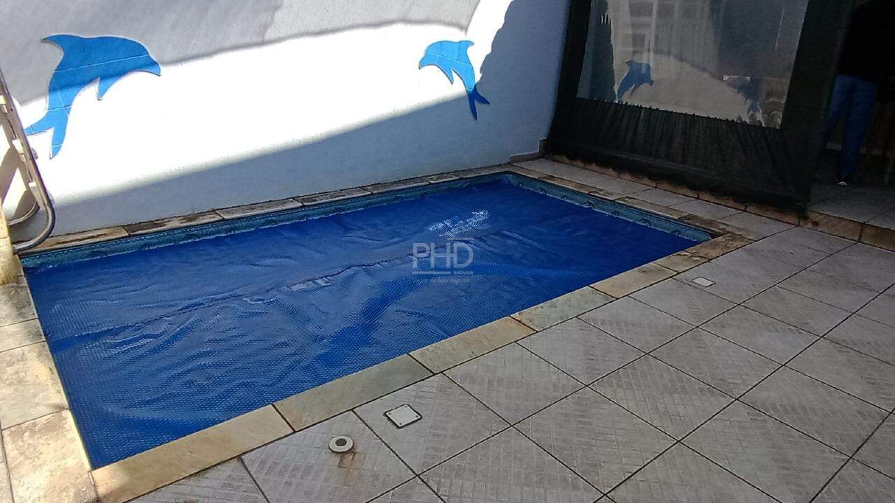 Sobrado à venda com 4 quartos, 252m² - Foto 33