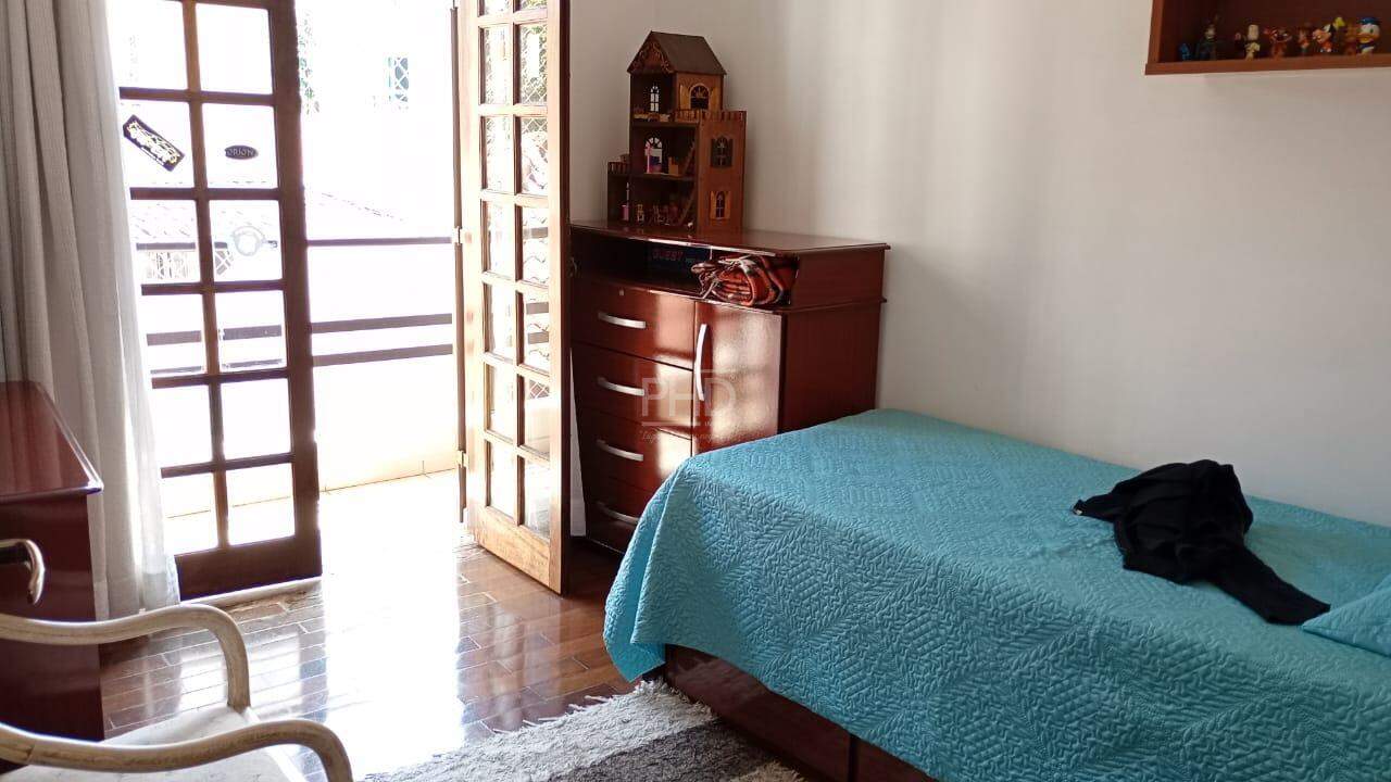 Sobrado à venda com 4 quartos, 252m² - Foto 17