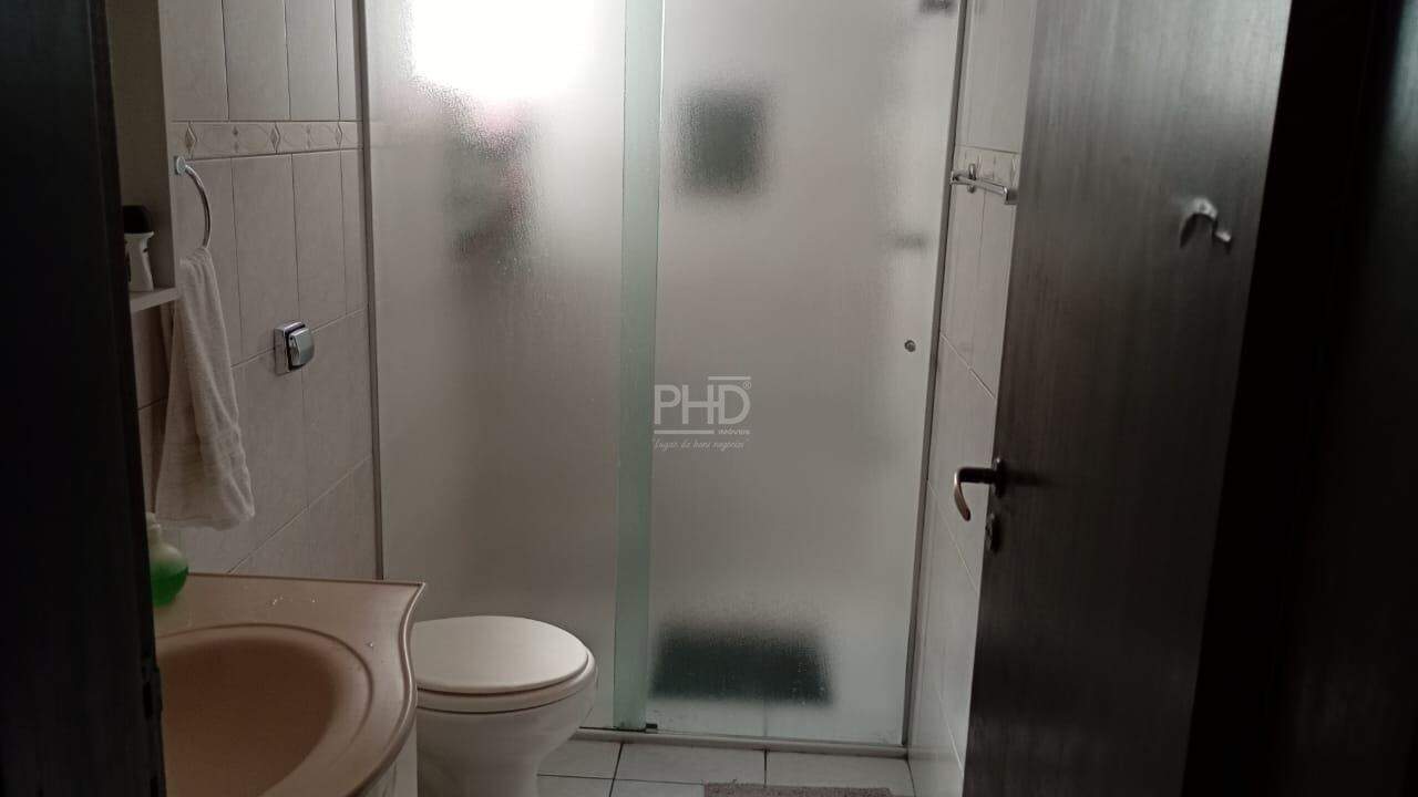 Sobrado à venda com 4 quartos, 252m² - Foto 25