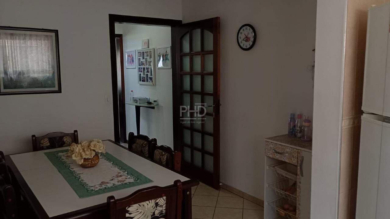 Sobrado à venda com 4 quartos, 252m² - Foto 5