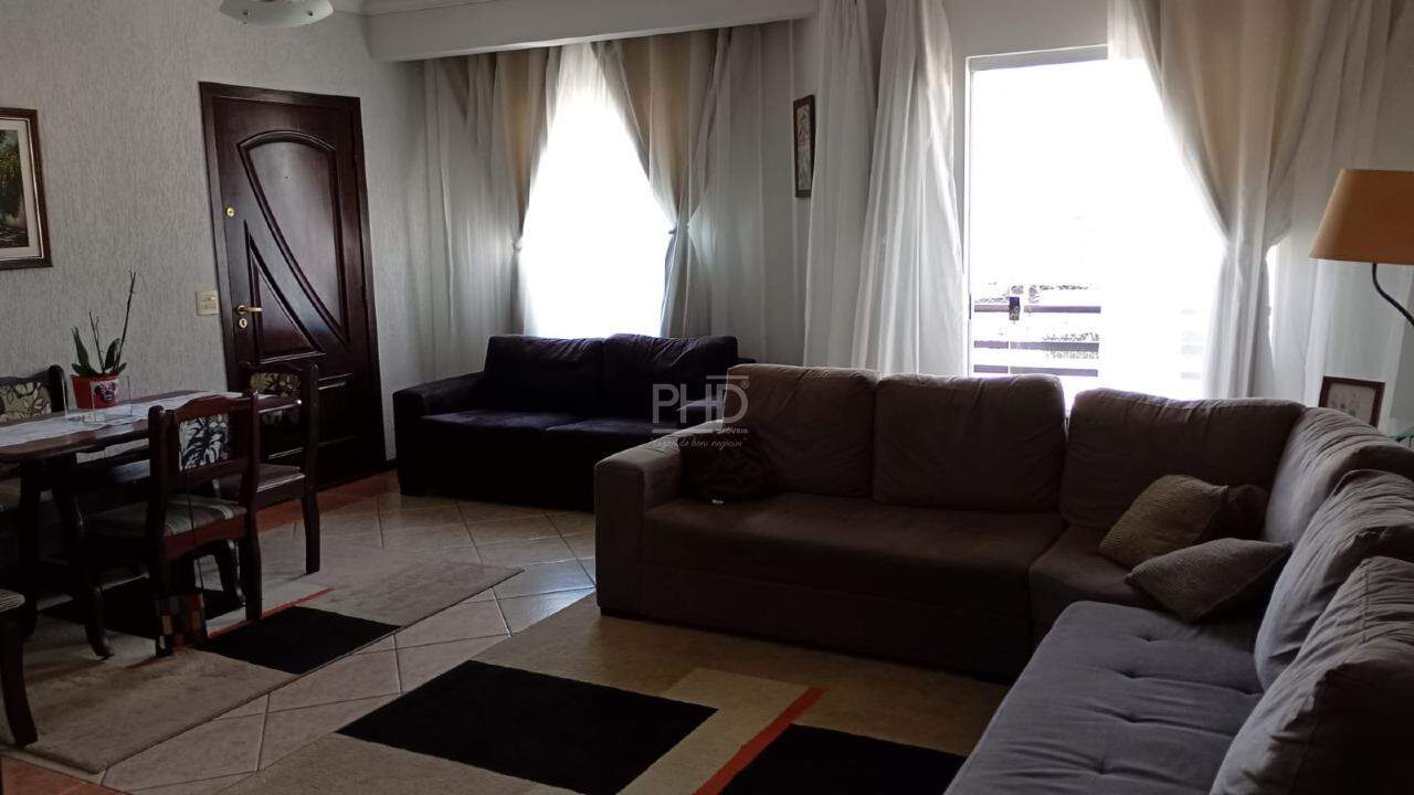 Sobrado à venda com 4 quartos, 252m² - Foto 2