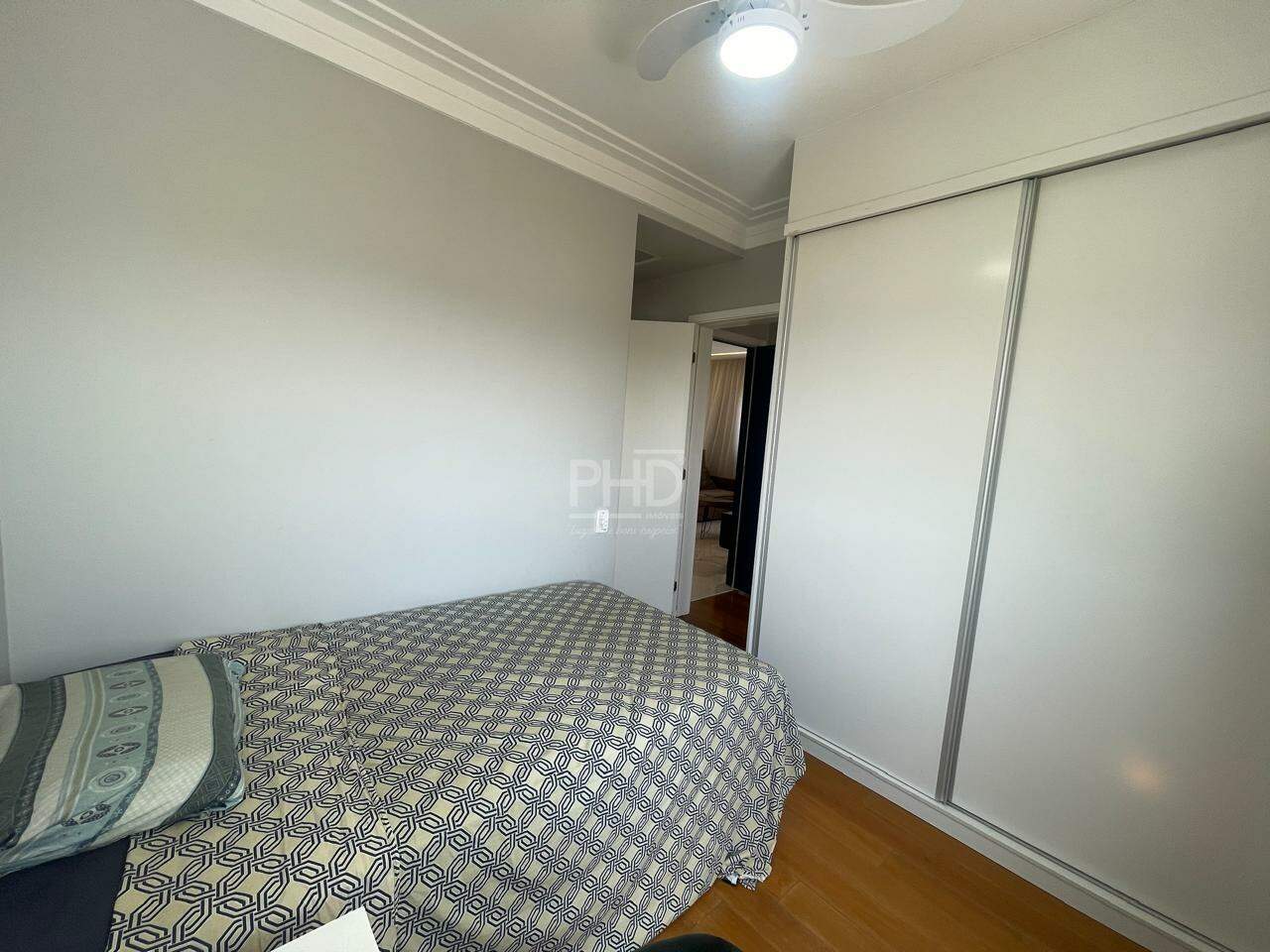 Apartamento à venda com 3 quartos, 128m² - Foto 9