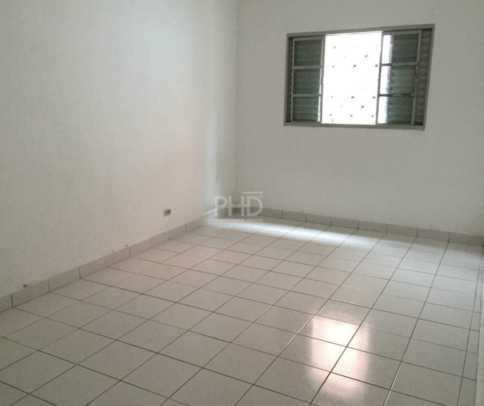 Apartamento para alugar com 1 quarto, 55m² - Foto 11