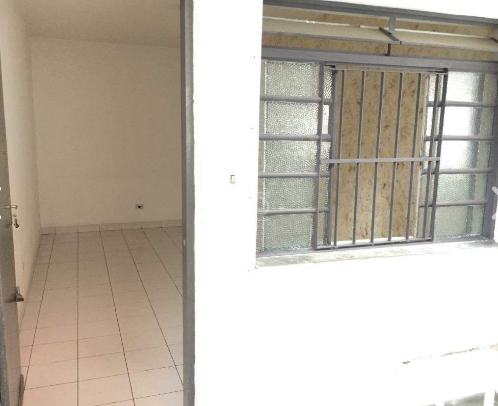 Apartamento para alugar com 1 quarto, 55m² - Foto 5