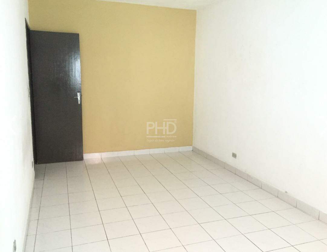 Apartamento para alugar com 1 quarto, 55m² - Foto 6