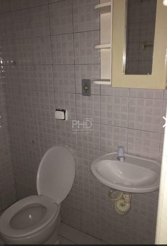 Apartamento para alugar com 1 quarto, 55m² - Foto 15