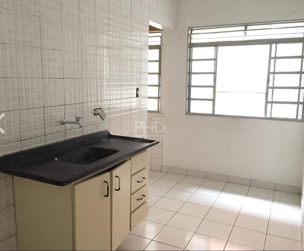 Apartamento para alugar com 1 quarto, 55m² - Foto 8