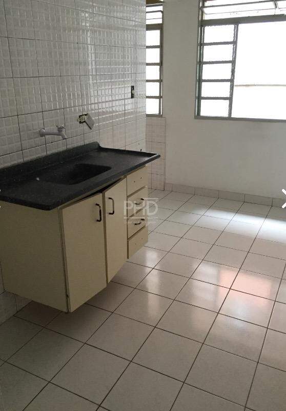 Apartamento para alugar com 1 quarto, 55m² - Foto 9