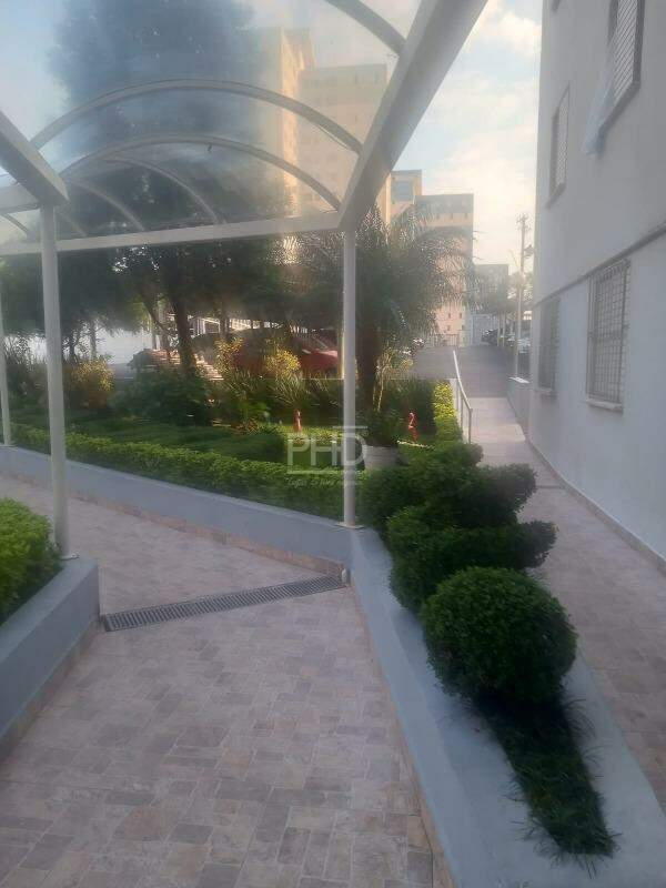 Apartamento para alugar com 2 quartos, 55m² - Foto 13