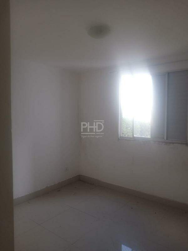 Apartamento para alugar com 2 quartos, 55m² - Foto 3