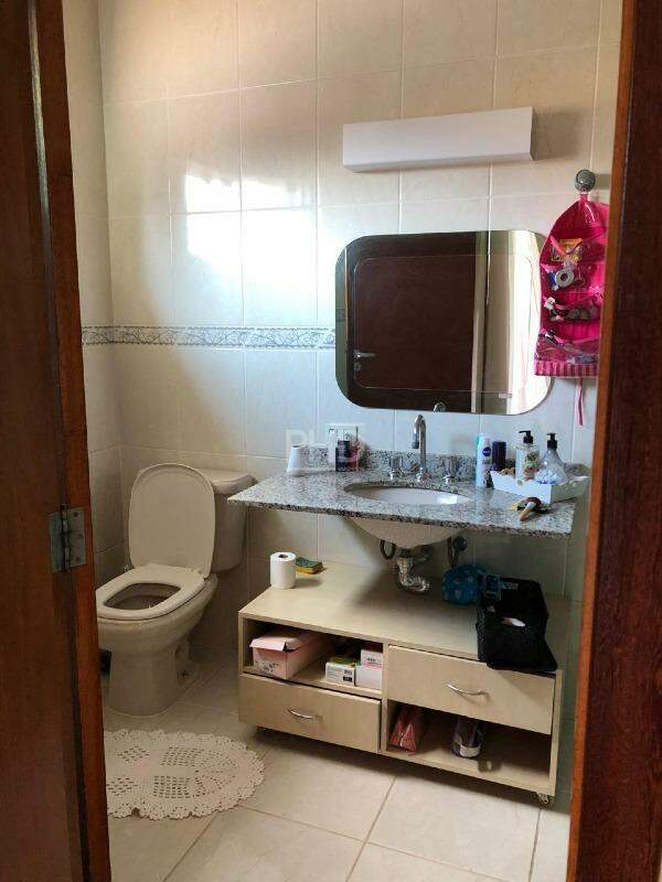 Sobrado para alugar com 3 quartos, 300m² - Foto 23