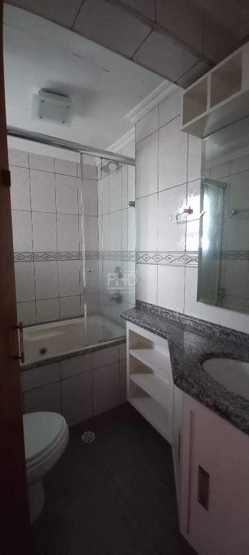 Apartamento para alugar com 3 quartos, 104m² - Foto 40