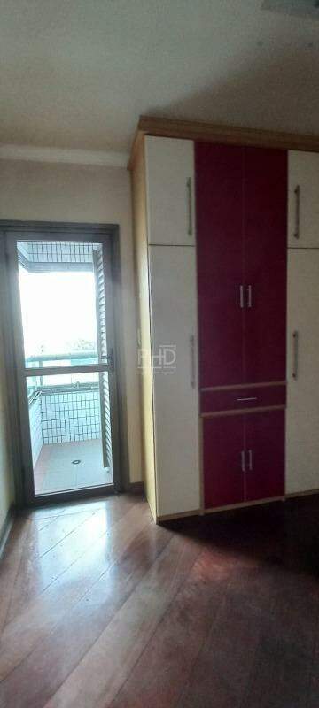 Apartamento para alugar com 3 quartos, 104m² - Foto 25