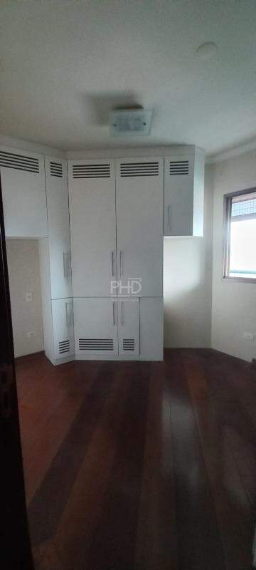 Apartamento para alugar com 3 quartos, 104m² - Foto 23