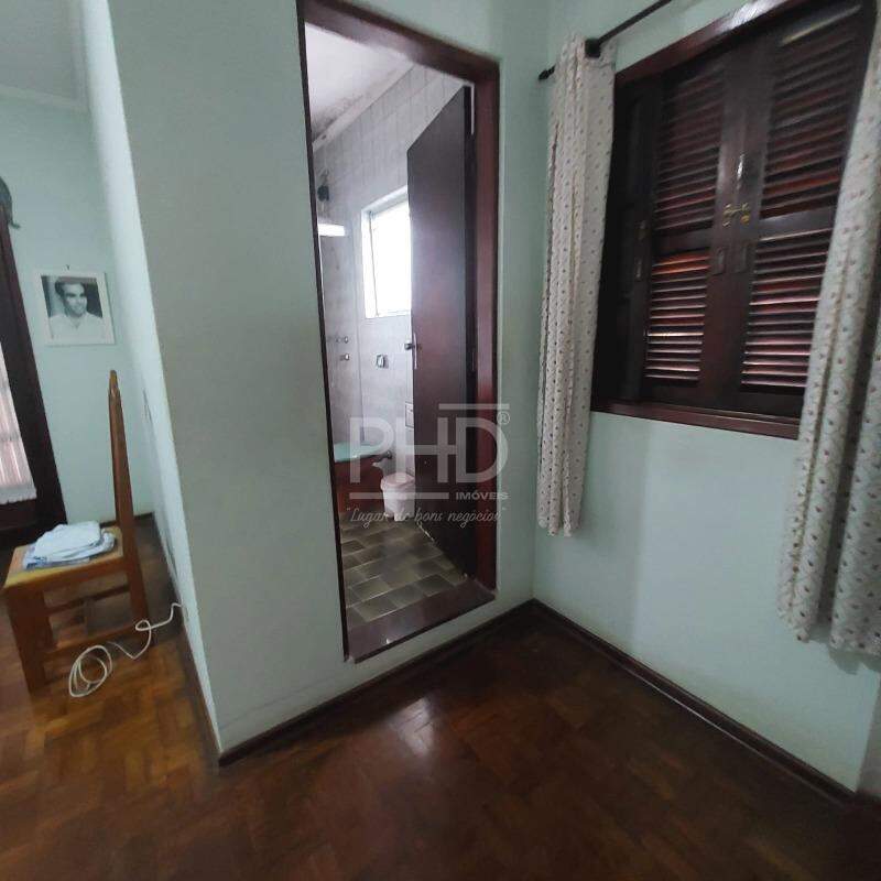 Sobrado para alugar com 4 quartos, 259m² - Foto 18