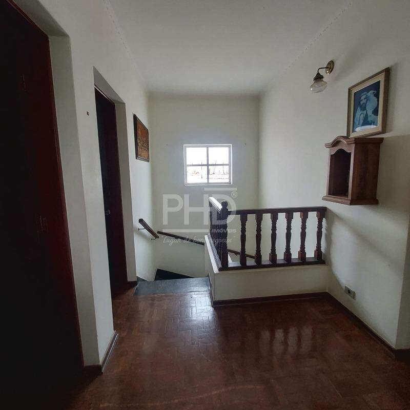 Sobrado para alugar com 4 quartos, 259m² - Foto 10