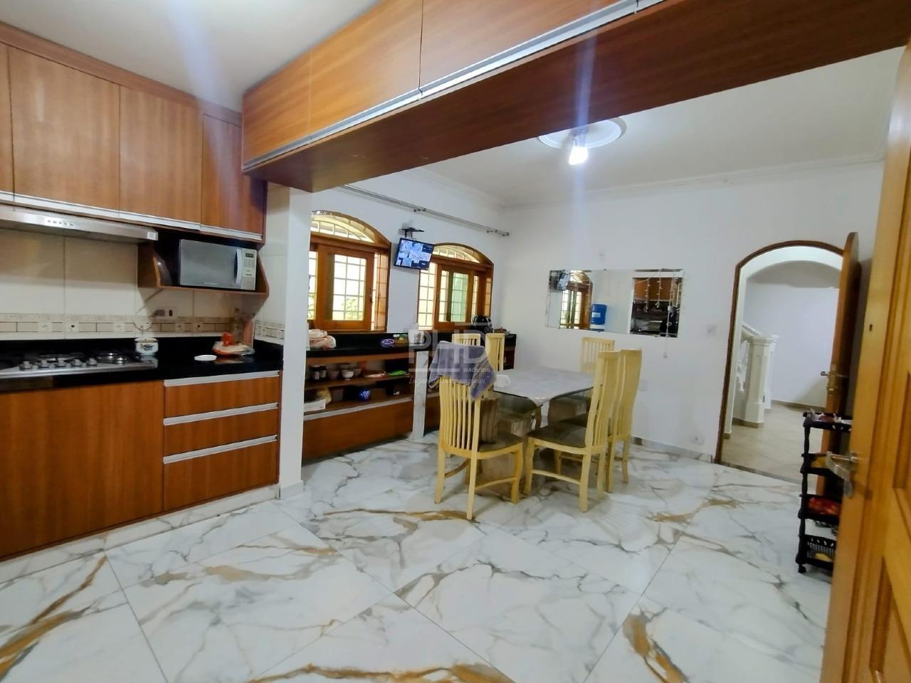 Casa, 4 quartos, 350 m² - Foto 4